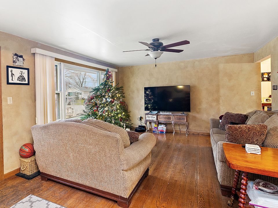 260 W Country Ct, Bourbonnais, IL 60914 Zillow