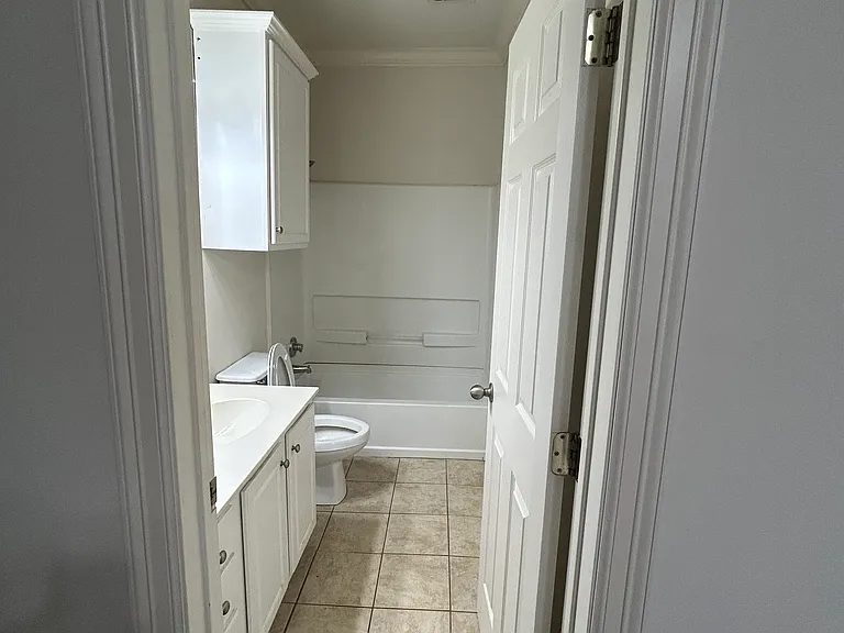 10600 Lakes Blvd — Photo 8