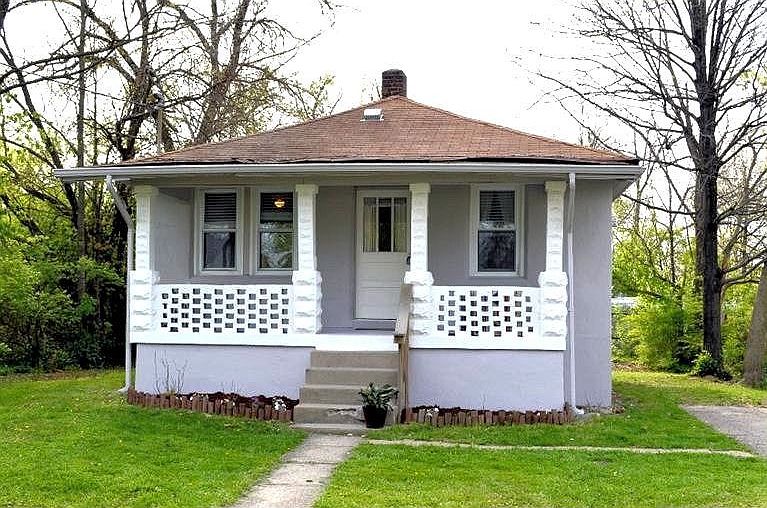 1st image of 11155 Corine Ave