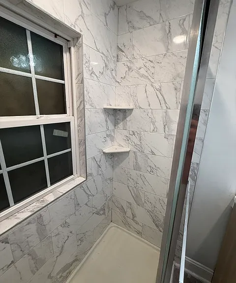 631 Vance St E — Photo 14