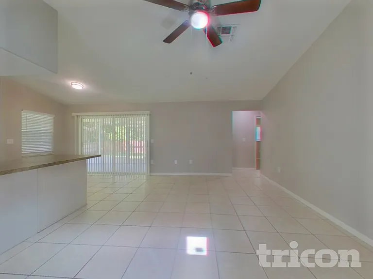 5913 Fall River Dr — Photo 4