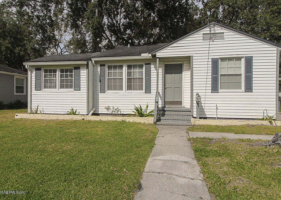 1st image of 3313 Seville St W