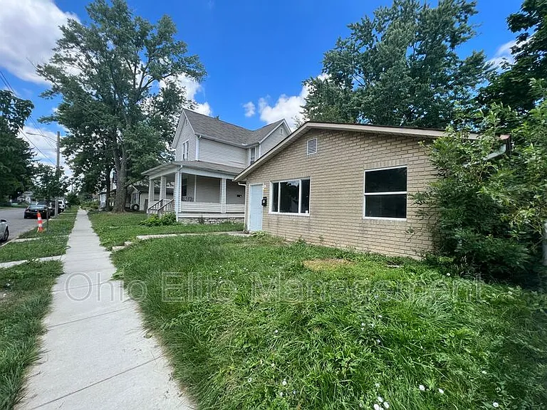 48 N Eureka Ave — Photo 1