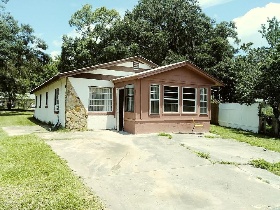 1st image of 9 Kings Cir