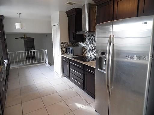 5th image of 8191 Bluestar Cir