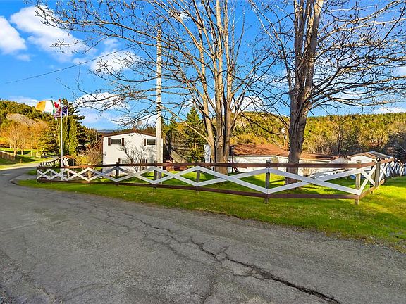 4th image of 9 Gushue's Road