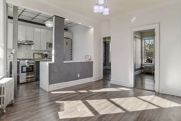 Rented by Panache Realty Co | media 7