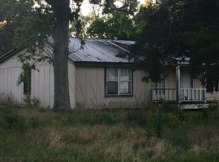 975 Center St, Bridge City, TX 77611
