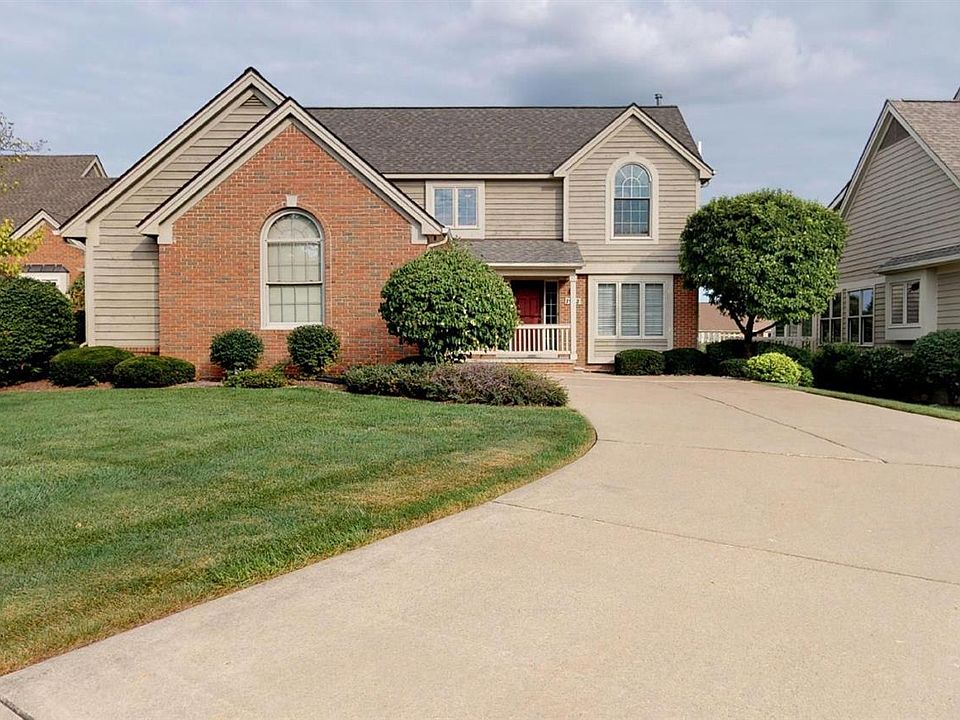 1st image of 1973 Stonebridge Dr N