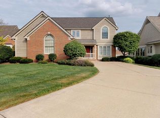 1973 Stonebridge Dr N, Ann Arbor, MI 48108