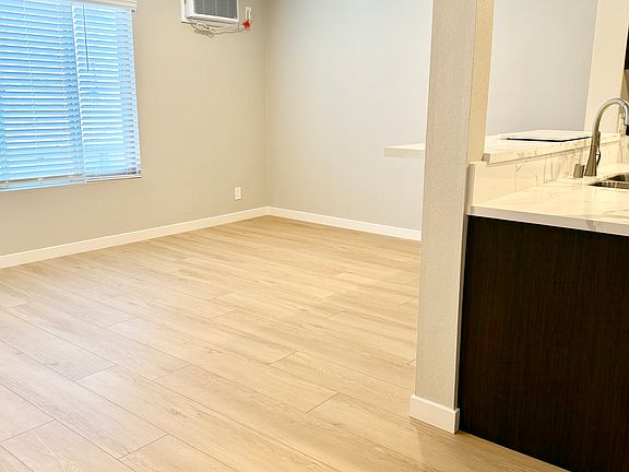 5th image of 4368 34th St APT 5
