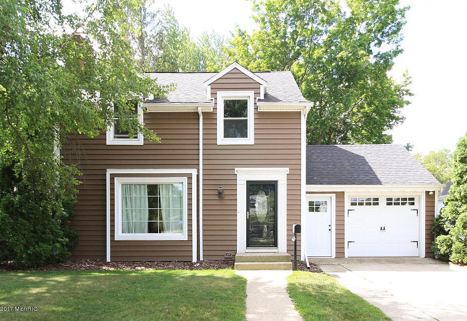 1st image of 1522 Sheridan Dr