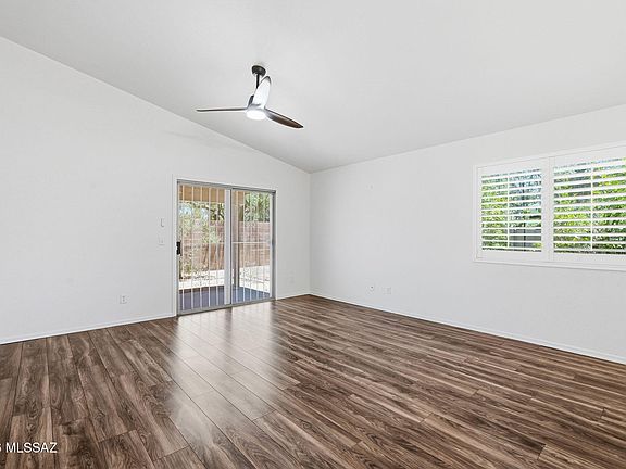 3rd image of 2878 W Medallion Dr