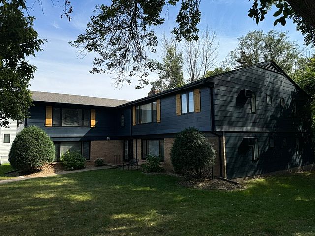 Building Photo 3