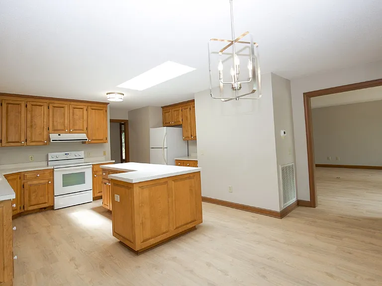 962 Water Oak Pl — Photo 18