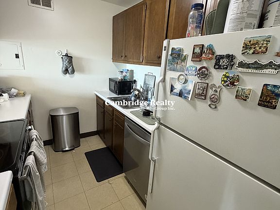 5th image of 1105 Massachusetts Ave APT 7F