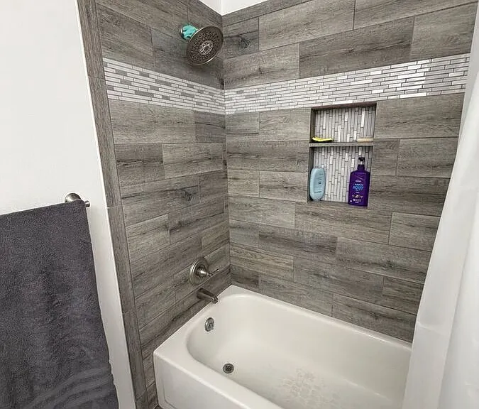 3924 W Dunkeld St #UPSTAIRS — Photo 16