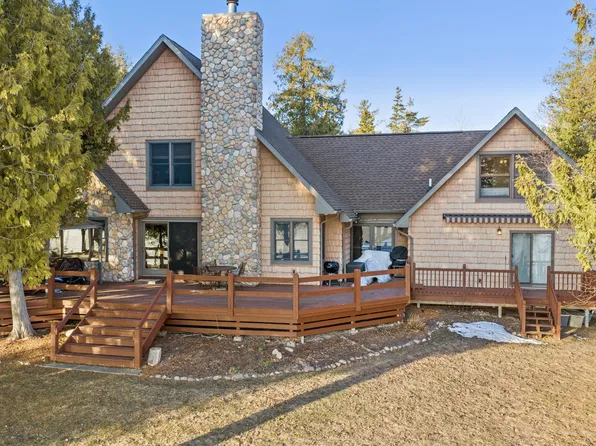 7717 McCreery Dr, Presque Isle, MI 49777