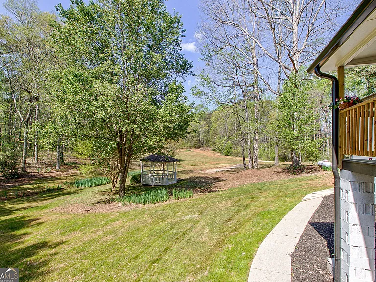 140 Mary Freeman Rd — Photo 72