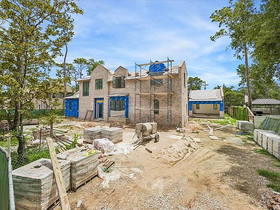 2nd image of 10607 Gawain Ln
