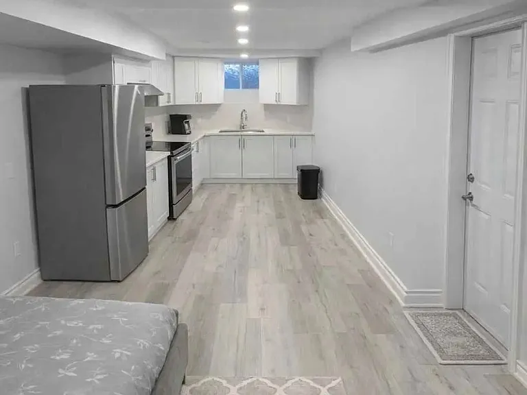181 Satok Cres #BASEMENT — Photo 5