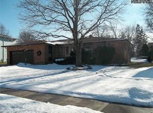 7303 Trevor Ln, Parma, OH 44129