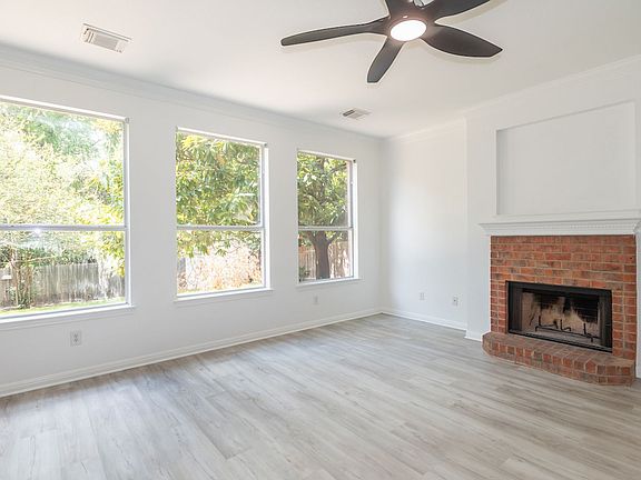 4th image of 1921 Chasewood Dr