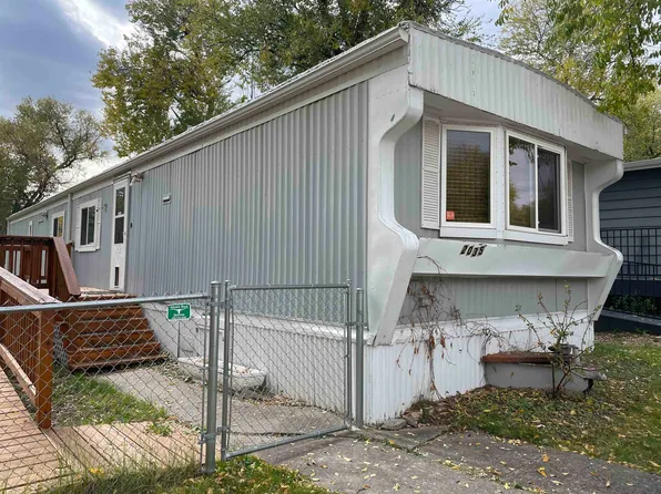 2035 Detroit Ave, Hot Springs, SD 57747