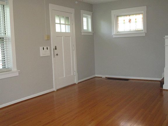 4th image of 7046 Ethel Ave #1