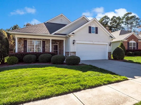 902 Platinum Dr, Fort Mill, SC 29708