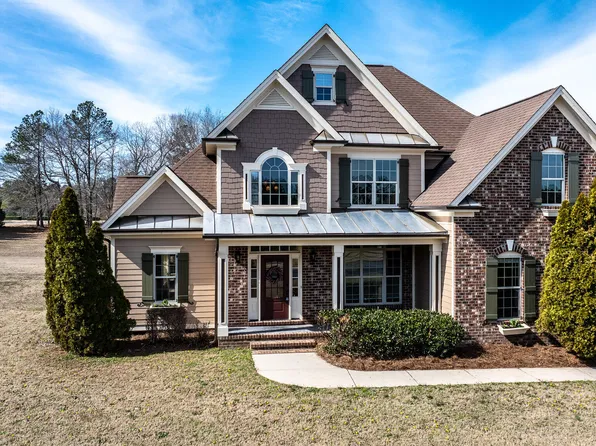 17 Beckwith Ave, Clayton, NC 27527
