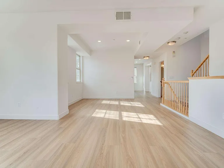 6192 Old Quarry Loop — Photo 8