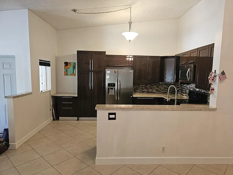 13851 Oneida Dr #D2 — Photo 5