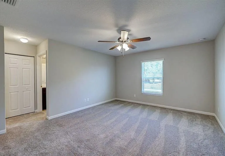 1755 SW Cannon Ave — Photo 10