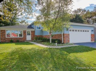 422 Manchester Ave, Batavia, IL 60510