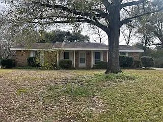 5831 Belle Terrace Dr Photo 1