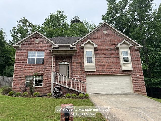 1st image of 1109 English Oak Dr