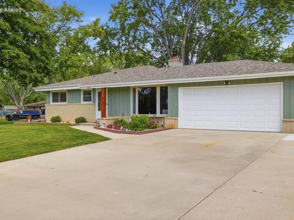 11610 W Sunnybrook ROAD, Franklin, WI 53132