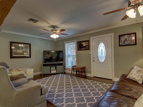 5th image of 106 Wayside Dr