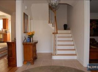 77 Church St #2, Ramsey, NJ 07446