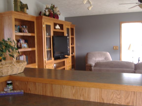 4th image of 2782 Petoskey Way