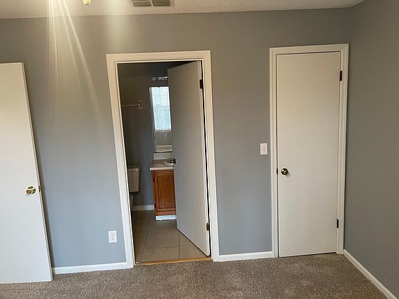 5th image of 2815 Herring Dr