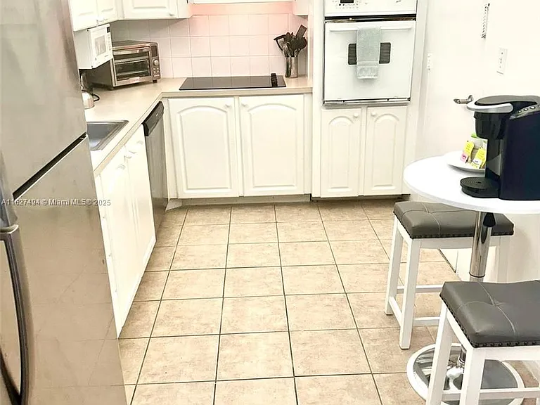 3801 S Ocean Dr #10H — Photo 7