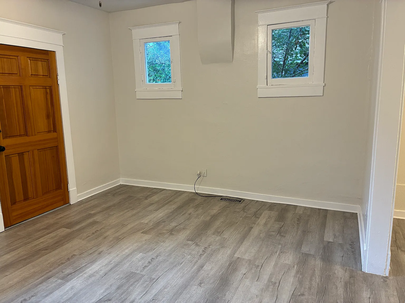 1 bed, 1.5 bath, 1053 sqft, $1,995 — Photo 3