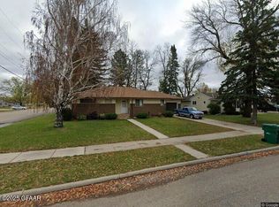 114 7th Ave SE, Mayville, ND 58257