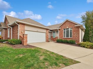 1927 NW 126th St, Clive, IA 50325