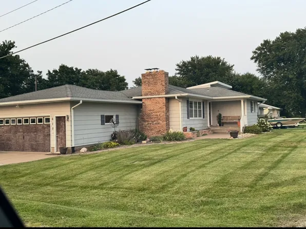 615 2nd Street Ct, Sherrard, IL 61281