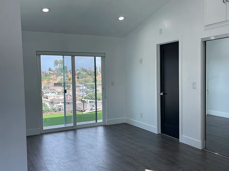 BEDROOM #2