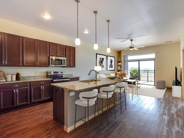 McKenzie Place Apartments