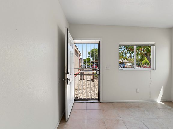 2nd image of 13507 W Stella Ln